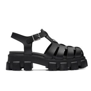 Meet your Posher, Treyvion